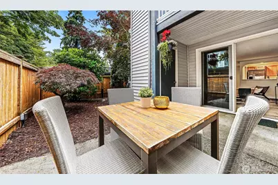 12680 NE 10th Place #B103, Bellevue, WA 98005 - Photo 7