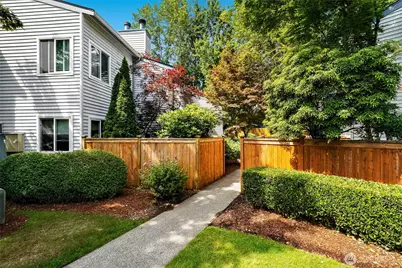 12680 NE 10th Place #B103, Bellevue, WA 98005 - Photo 33