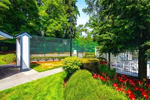 12680 NE 10th Pl, Bellevue, WA 98005 - Photo 33