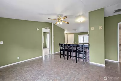 11509 20th Ave. Ct. E #32, Tacoma, WA 98445 - Photo 5
