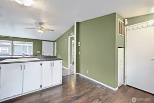11509 20th Ave Ct E, Tacoma, WA 98445 - Photo 9