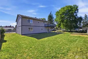 12705 6th Ave E, Tacoma, WA 98445 - Photo 31