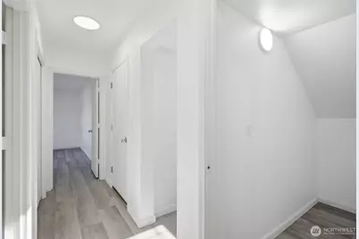 12705 6th Avenue E, Tacoma, WA 98445 - Photo 21