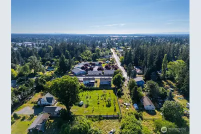 12705 6th Avenue E, Tacoma, WA 98445 - Photo 37