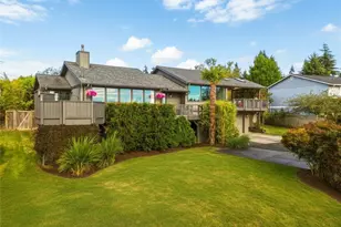 6179 Blue Haven Way, Clinton, WA 98236 - Photo 1