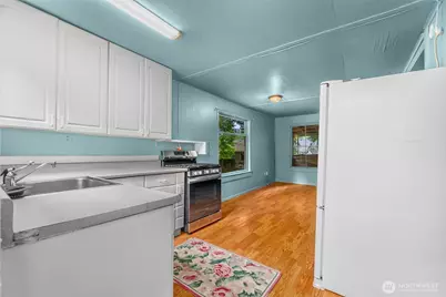 2528 Westwind Drive NW, Olympia, WA 98502 - Photo 5