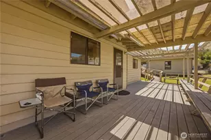 2111 W Terrace Ave, Chelan, WA 98816 - Photo 11