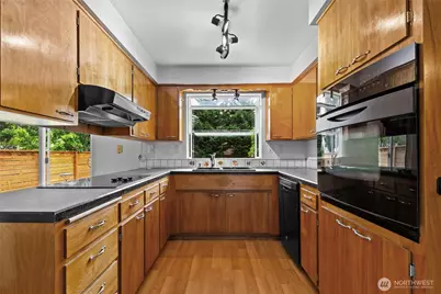 11020 SE 186th Street, Renton, WA 98055 - Photo 9