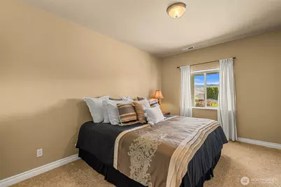 825 Briarwood Drive, East Wenatchee, WA 98802 - Photo 37
