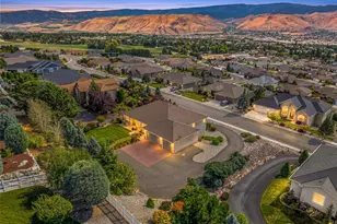825 Briarwood Dr, East Wenatchee, WA 98802 - Photo 5