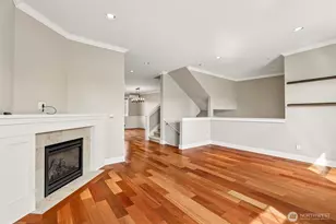 1078 NE High St, Issaquah, WA 98029 - Photo 3
