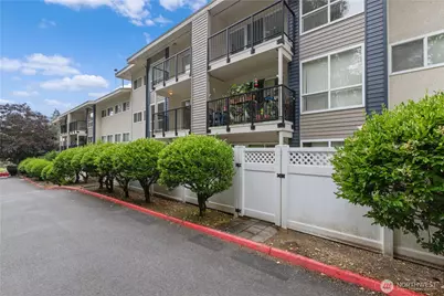 12631 NE 9th Place #C103, Bellevue, WA 98005 - Photo 23