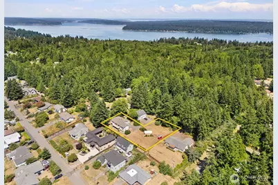 8101 McIntyre Lane NE, Bremerton, WA 98311 - Photo 5