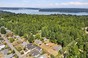8101 McIntyre Ln NE, Bremerton, WA 98311 - Photo 5
