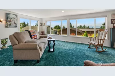 8101 McIntyre Lane NE, Bremerton, WA 98311 - Photo 11