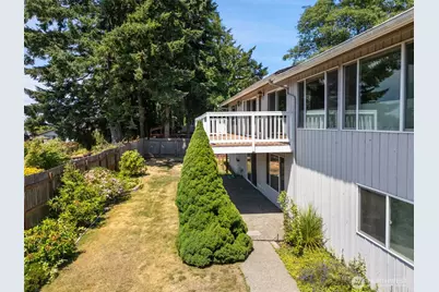 8101 McIntyre Lane NE, Bremerton, WA 98311 - Photo 35