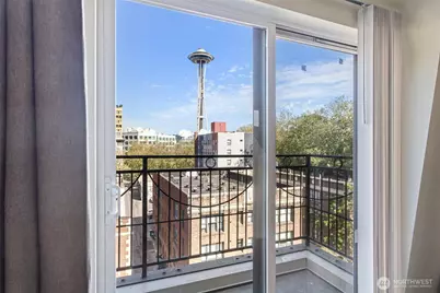 425 Vine Street #701, Seattle, WA 98121 - Photo 11