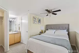 425 Vine St, Seattle, WA 98121 - Photo 13