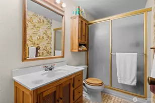 18216 77th St E, Bonney Lake, WA 98391 - Photo 23