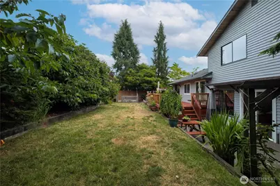 8906 10th Drive SE, Everett, WA 98208 - Photo 33