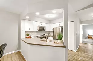 15300 112th Ave NE, Bothell, WA 98011 - Photo 3