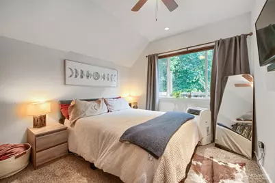1025 S Donovan Street, Seattle, WA 98108 - Photo 15