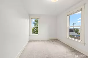 409 S 34th St, Tacoma, WA 98418 - Photo 31