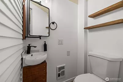 409 S 34th Street, Tacoma, WA 98418 - Photo 17