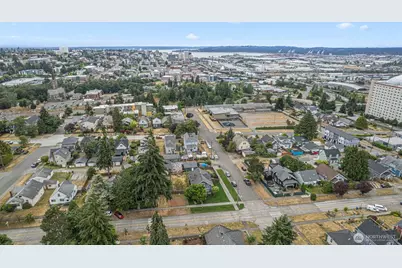 409 S 34th Street, Tacoma, WA 98418 - Photo 7