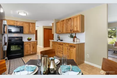3611 Jack Pine Drive, Bremerton, WA 98310 - Photo 11