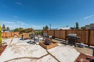 233 E 9th St, Port Angeles, WA 98362 - Photo 35