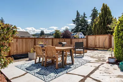 233 E 9th St, Port Angeles, WA 98362 - Photo 37