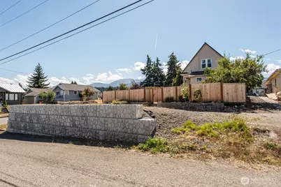 233 E 9th St, Port Angeles, WA 98362 - Photo 39