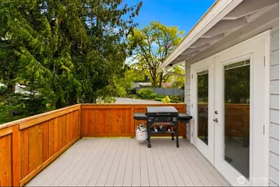 11102 126th Avenue NE, Kirkland, WA 98033 - Photo 17