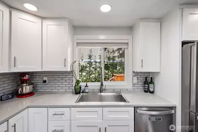 11102 126th Avenue NE, Kirkland, WA 98033 - Photo 7