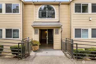 3811 SE 130th Ln, Bellevue, WA 98006 - Photo 11