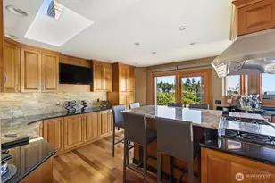 13705 68th Ave W, Edmonds, WA 98026 - Photo 23