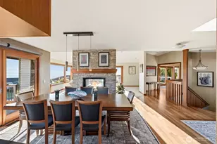 13705 68th Ave W, Edmonds, WA 98026 - Photo 19