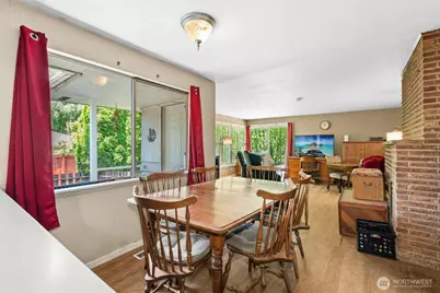 7218 NE 155th Street, Kenmore, WA 98028 - Photo 9