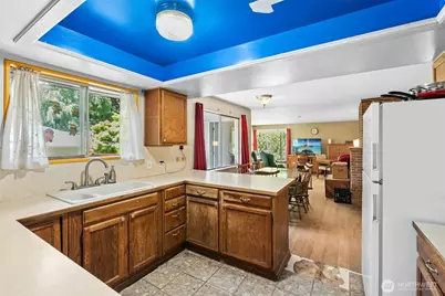 7218 NE 155th Street, Kenmore, WA 98028 - Photo 11
