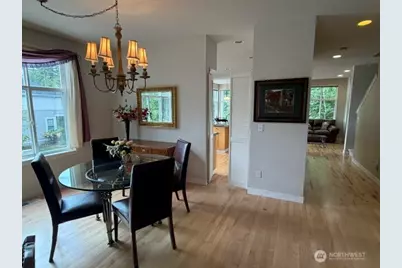 6748 161st Avenue SE #A, Bellevue, WA 98006 - Photo 11