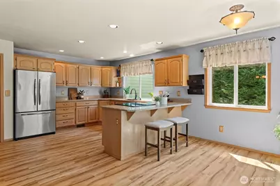 5807 60th St W, University Place, WA 98467 - Photo 9