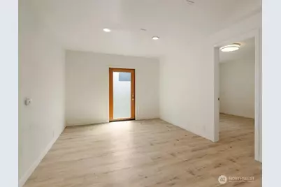 11509 8 Avenue NE #A, Seattle, WA 98125 - Photo 3