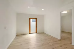 11509 8th Ave NE, Seattle, WA 98125 - Photo 3