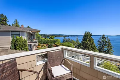 8203 NE Juanita Drive, Kirkland, WA 98033 - Photo 25