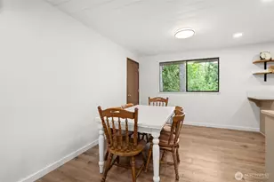 708 NE Eaton Ct, Castle Rock, WA 98611 - Photo 11