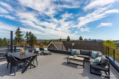 4122 Burke Avenue N, Seattle, WA 98103 - Photo 3