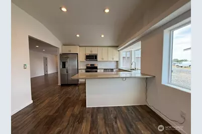 10946 NE 5.2 Road, Moses Lake, WA 98837 - Photo 5