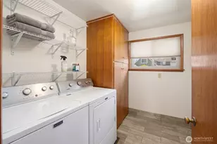 24608 Marine View Dr S, Des Moines, WA 98198 - Photo 15