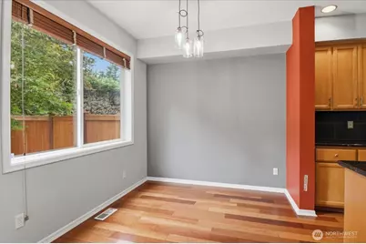 12331 NE 92nd Street, Kirkland, WA 98033 - Photo 11